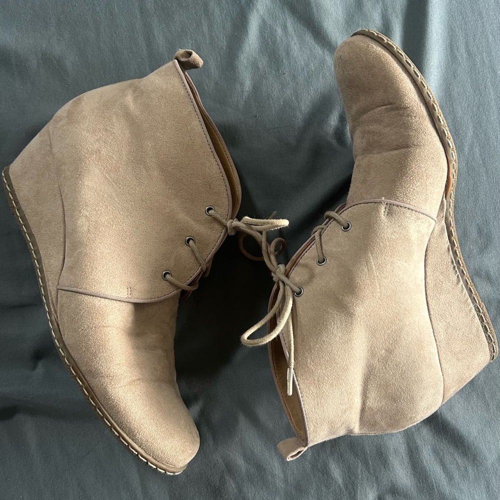 Franco Sarto Tan Wedge Boots